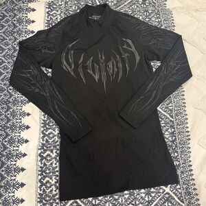 Breathe divinity black compression top large